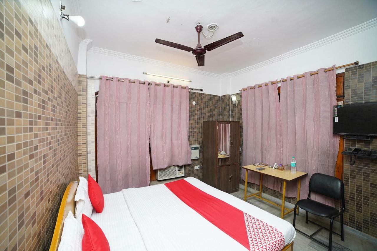 Oyo 39543 Hotel Kk Pantnagar Ngoại thất bức ảnh