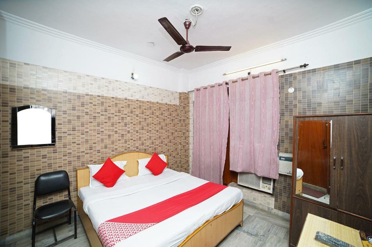 Oyo 39543 Hotel Kk Pantnagar Ngoại thất bức ảnh