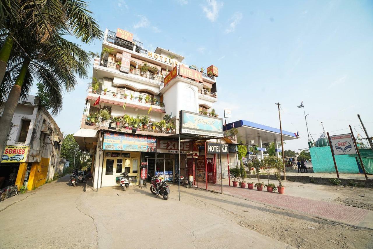 Oyo 39543 Hotel Kk Pantnagar Ngoại thất bức ảnh